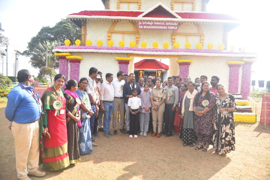 ರಾಜಾಸೀಟು ಉದ್ಯಾನವನದಲ್ಲಿ ಫಲಪುಷ್ಪ ಪ್ರದರ್ಶನಕ್ಕೆ ಶಾಸಕರಾದ ಡಾ.ಮಂತರ್ ಗೌಡ ಚಾಲನೆ