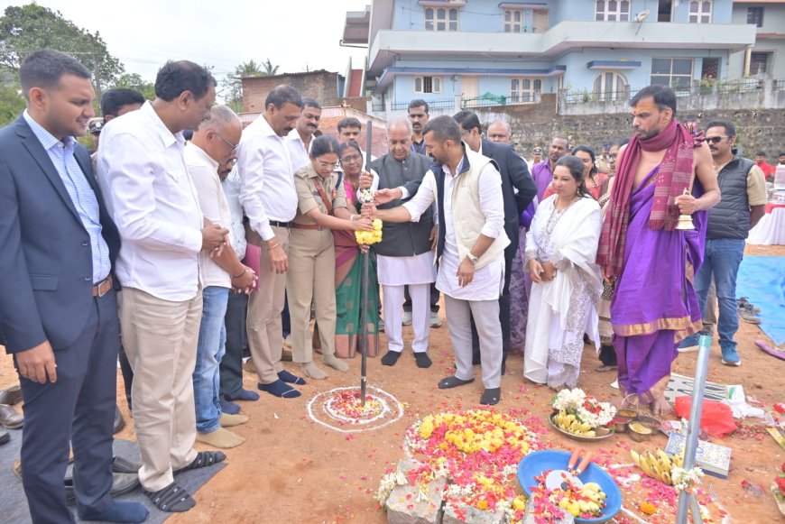 ಮಡಿಕೇರಿ:ಪೊಲೀಸ್ ಮೈತ್ರಿ ಭವನದ ಬಳಿ 5.30 ಕೋಟಿ ರೂ ವೆಚ್ಚದಲ್ಲಿ ಪೊಲೀಸ್ ವಸತಿ ಗೃಹ ನಿರ್ಮಾಣಕ್ಕೆ ಚಾಲನೆ