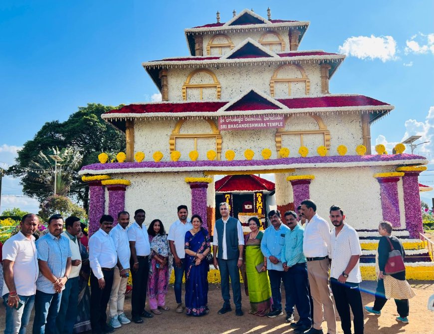 ಮಡಿಕೇರಿ: ರಾಜಾಸೀಟ್ ನಲ್ಲಿ ‌ಫ್ಲವರ್ ಶೋ ವೀಕ್ಷಿಸಿದ ಶಾಸಕ ಎಎಸ್ ಪೊನ್ನಣ್ಣ