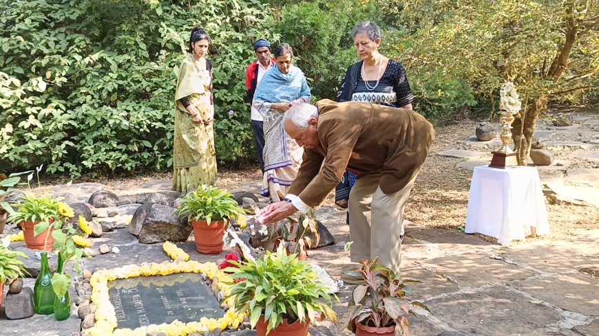 ರೋಶನಾರದಲ್ಲಿ ಫೀಲ್ಡ್ ಮಾಷ೯ಲ್ ಕಾಯ೯ಪ್ಪ ಅವರಿಗೆ ಭಾವಪೂಣ೯ ಪುಪ್ಪ ನಮನ