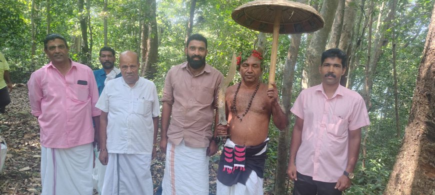 ಪಯ್ಯವೂರು ಊಟು ಉತ್ಸವ; ಕೋಮರಥಚ್ಚನ್ ಕೊಡಗಿಗೆ ಭೇಟಿ