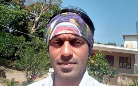 ಸೋಮವಾರಪೇಟೆ:ನಿಯಂತ್ರಣ ತಪ್ಪಿ ಬೈಕ್ ವಿದ್ಯುತ್ ಕಂಬಕ್ಕೆ ಅಪ್ಪಳಿಸಿ ಸ್ಥಳದಲ್ಲೇ ಮೃತಪಟ್ಟ ಬೈಕ್ ಸವಾರ