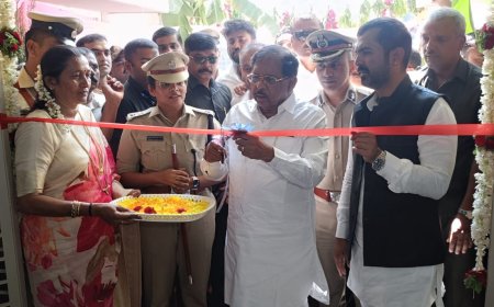 ಸುಂಟಿಕೊಪ್ಪದಲ್ಲಿ 3.64 ಕೋಟಿ ರೂ‌ ವೆಚ್ಚದಲ್ಲಿ ನೂತನವಾಗಿ ನಿರ್ಮಿಸಿರುವ ಪೊಲೀಸ್ ವಸತಿ ಗೃಹವನ್ನು ಉದ್ಘಾಟಿಸಿದ ಗೃಹ ಸಚಿವ ಡಾ.ಜಿ ಪರಮೇಶ್ವರ್