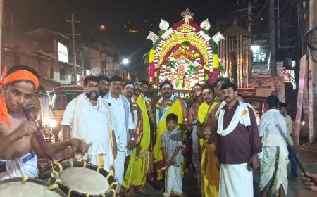 ವಿರಾಜಪೇಟೆ: ಶಿವರಾತ್ರಿ ಪ್ರಯುಕ್ತ ಅಂಗಳಾಪರಮೇಶ್ವರಿ ದೇವಿಯ ಪಲ್ಲಕ್ಕಿ ಉತ್ಸವ