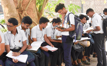 ದ್ವಿತೀಯ ಪಿಯುಸಿ ಪರೀಕ್ಷಾ ಕೇಂದ್ರಗಳ ಸುತ್ತ ನಿಷೇಧಾಜ್ಞೆ