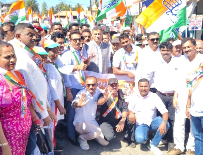 ಗೋಣಿಕೊಪ್ಪ; ಮಹಾತ್ಮ‌ ಗಾಂಧಿ ನರೇಗಾ ಬಚಾವೋ ಸಂಗ್ರಮ;ಐದು ಕಿಲೋಮೀಟರ್ ಕಾಲ್ನಡಿಗೆ ಜಾಥಾ