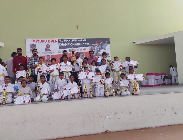 ರಾಷ್ಟ್ರ ಮಟ್ಟದ ಕರಾಟೆ ಚಾಂಪಿಯನ್‍ಶಿಪ್-2026: ಪೆರುಂಬಾಡಿಯ ಜೆನ್ ಸಿಟೋರಿಯೋ ಸ್ಕೂಲ್ ಆಫ್ ಇಂಡಿಯಾ ಕರಾಟೆ ಶಾಲೆಯ ವಿದ್ಯಾರ್ಥಿಗಳಿಗೆ ಬಹುಮಾನ