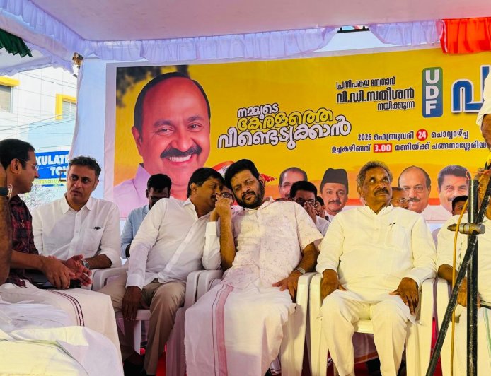 ಕೇರಳ: ಚುನಾವಣಾ ಪ್ರಚಾರದಲ್ಲಿ ಭಾಗವಹಿಸಿದ ಶಾಸಕ ಎಎಸ್ ಪೊನ್ನಣ್ಣ