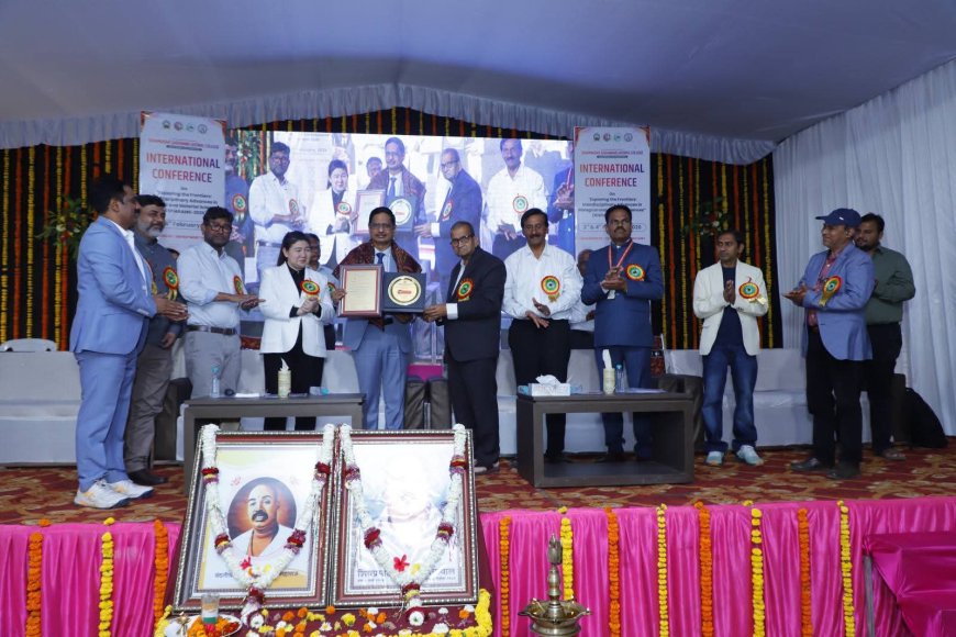 ಕೊಡಗು ವಿಶ್ವವಿದ್ಯಾಲಯದ ಕುಲಪತಿಗಳಿಗೆ ಕೃಷಿ ರತ್ನ ಪ್ರಶಸ್ತಿ