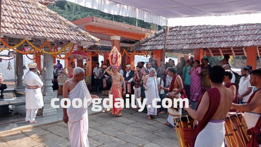 ಪೇರೂರು ಶ್ರೀ ಇಗ್ಗುತ್ತಪ್ಪ ದೇವಾಲಯದಲ್ಲಿ ಶ್ರದ್ಧಾ ಭಕ್ತಿಯಿಂದ ಜರುಗಿದ  ಮಹಾಶಿವರಾತ್ರಿ ಆಚರಣೆ