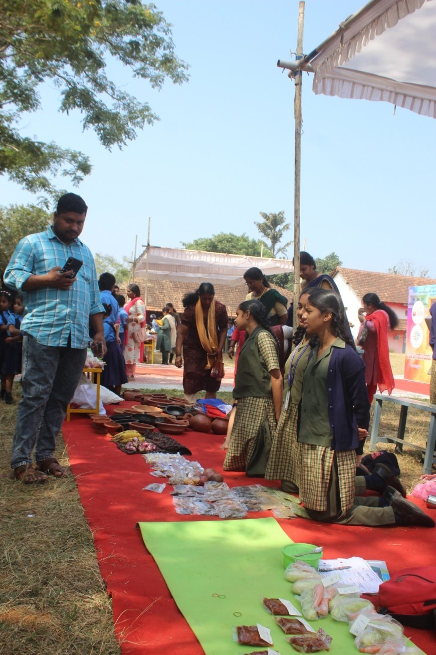 ಮಡಿಕೇರಿ ಜೂನಿಯರ್ ಕಾಲೇಜು ಆವರಣದಲ್ಲಿ ಮಕ್ಕಳ ಸಂತೆ