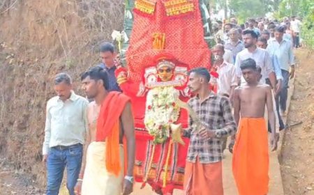 ಶ್ರದ್ಧಾಭಕ್ತಿಯಿಂದ ಜರುಗಿದ ಕೊಳಕೇರಿ ಬೊಮ್ಮಂಜಿಕೇರಿ ಭದ್ರಕಾಳಿ ದೇವರ ಉತ್ಸವ