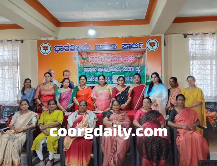 ಬಿಜೆಪಿ ಗ್ರಾಮಾಂತರ ಮಹಿಳಾ ಮೋರ್ಚಾದಿಂದ ಮಹಿಳಾ ದಿನಾಚರಣೆ-ಸಾಧಕಿ ಶೈಲಾ ಮೊಣ್ಣಪ್ಪಾಗೆ ಸನ್ಮಾನ