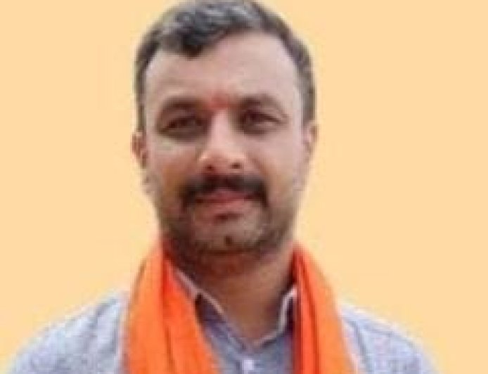 ವಿರೋಧ ಪಕ್ಷದ ಟೀಕೆ ಟಿಪ್ಪಣಿಗಳನ್ನು ಸಕಾರಾತ್ಮವಾಗಿ ಸ್ವೀಕರಿಸಲು  ಮನೋಬಲ ಆಡಳಿತ ಪಕ್ಷದ ಶಾಸಕರಿಗೆ ಇರಬೇಕು; ನೆಲ್ಲೀರ ಚಾಲನ್