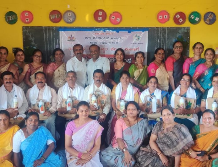 ಕೂಡಿಗೆ ಕ್ಲಸ್ಟರ್ : ನಿವೃತ್ತ ಶಿಕ್ಷಕರಿಗೆ ಬೀಳ್ಕೊಡುಗೆ; ಶಿಕ್ಷಕರ ಸೇವೆ ಅನನ್ಯ;  ಎಸ್.ಎ.ಯೋಗೇಶ್