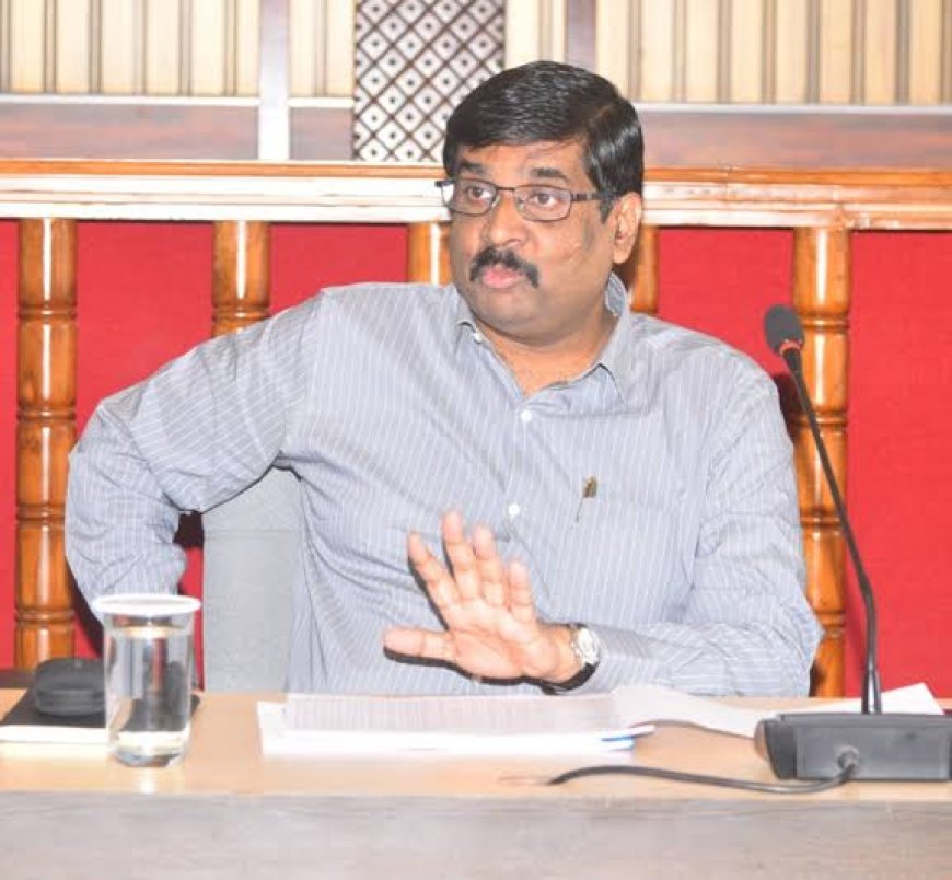 ಜಿಲ್ಲೆಯಲ್ಲಿ ಗೃಹಬಳಕೆ ಎಲ್‍ಪಿಜಿ ಸಿಲಿಂಡರ್‍ಗಳು ಸಮರ್ಪಕ ಸಂಗ್ರಹವಿದ್ದು, ಗೃಹ ಬಳಕೆಯ ಅನಿಲ ಸಿಲಿಂಡರ್‍ಗಳ ಸರಬರಾಜಿನಲ್ಲಿ ಯಾವುದೇ ವ್ಯತ್ಯಯವಿಲ್ಲ;ಜಿಲ್ಲಾಧಿಕಾರಿ ಎಸ್.ಜಿ ಸೋಮಶೇಖರ್