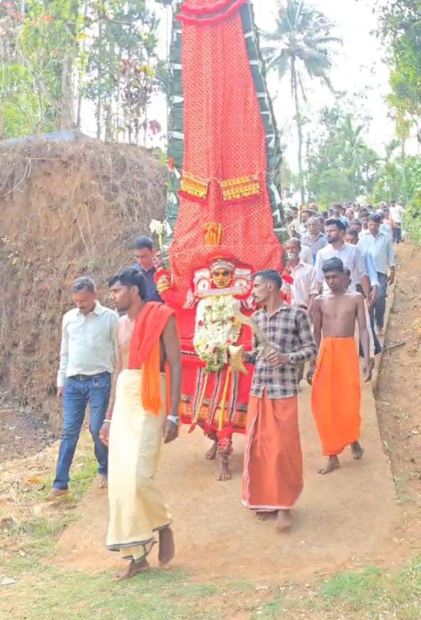 ಶ್ರದ್ಧಾಭಕ್ತಿಯಿಂದ ಜರುಗಿದ ಕೊಳಕೇರಿ ಬೊಮ್ಮಂಜಿಕೇರಿ ಭದ್ರಕಾಳಿ ದೇವರ ಉತ್ಸವ