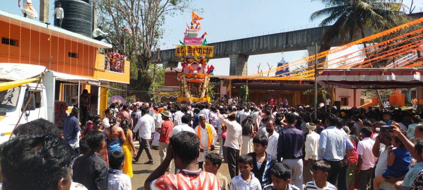 ಕುಶಾಲನಗರ : ಶ್ರದ್ಧಾಭಕ್ತಿಯಿಂದ  ಜರುಗಿದ ಶ್ರೀ ರಾಮಲಿಂಗೇಶ್ವರ ಸ್ವಾಮಿ ವಾರ್ಷಿಕ ಬ್ರಹ್ಮರಥೋತ್ಸವ