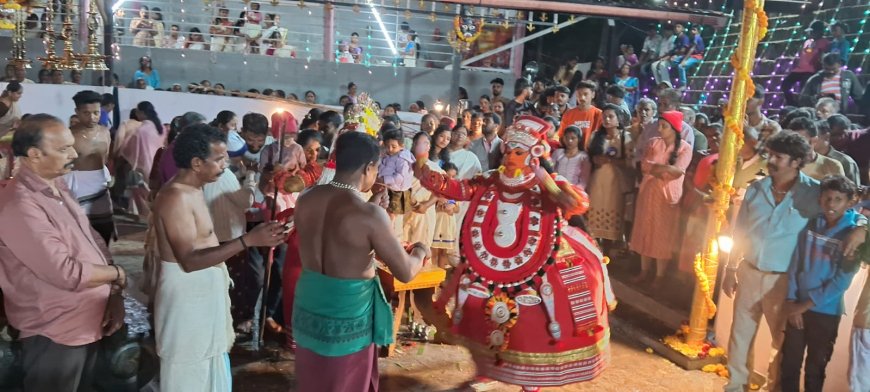 ವಿರಾಜಪೇಟೆ; ಅರಸು ನಗರ ಶ್ರೀ ಮುತ್ತಪ್ಪ ಪುನರ್ ಪ್ರತಿಷ್ಠಾಪನೆ   ಮತ್ತು ತೆರೆ ಮಹೋತ್ಸವ