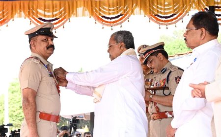 ಮುಖ್ಯಮಂತ್ರಿ ಚಿನ್ನದ ಪದಕ ಪಡೆದುಕೊಂಡ ಗೋಣಿಕೊಪ್ಪಲು ವೃತ್ತದ ಪೊಲೀಸ್ ಇನ್ಸ್ಪೆಕ್ಟರ್   ಶಿವರಾಜ್ ಆರ್ ಮುಧೋಳ್