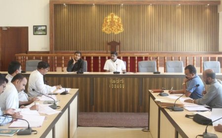 ಏ.17 ರಂದು ಮುಖ್ಯಮಂತ್ರಿ ಕೊಡಗು ಜಿಲ್ಲೆಗೆ ಭೇಟಿ ಸಾಧ್ಯತೆ  ಅಗತ್ಯ ಸಿದ್ಧತೆಗೆ ಜಿಲ್ಲಾಧಿಕಾರಿ ಸೋಮಶೇಖರ್ ಸೂಚನೆ