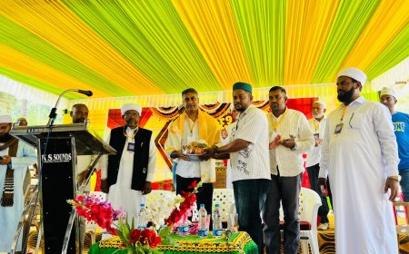 ಅಂಬಟ್ಟಿ ಮಖಾಂ ಉರೂಸ್ ಕಾರ್ಯಕ್ರಮದಲ್ಲಿ ಭಾಗವಹಿಸಿದ ಶಾಸಕ ಎಎಸ್ ಪೊನ್ನಣ್ಣ