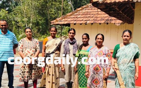 ಸಂಘದ ಸದಸ್ಯರಿಂದ ದೇವಸ್ಥಾನದಲ್ಲಿ ಸ್ವಚ್ಛತಾ ಕಾರ್ಯಕ್ರಮ