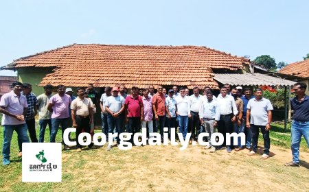ನಾಪೋಕ್ಲು ವ್ಯಾಪ್ತಿಯಲ್ಲಿ ನಿರಂತರ ವಿದ್ಯುತ್ ಸಮಸ್ಯೆ ;  ಚೆಸ್ಕಾಂ ಕಚೇರಿ ಎದುರು ಪ್ರತಿಭಟನೆ
