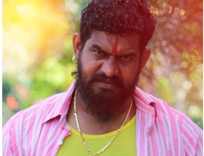 ಆನೆಕಾಡು ಬಳಿ‌ ಭೀಕರ ರಸ್ತೆ ಅಪಘಾತ:ಕೊಡಗಿನ ‌ಕಲಾವಿದ ದುರ್ಮರಣ