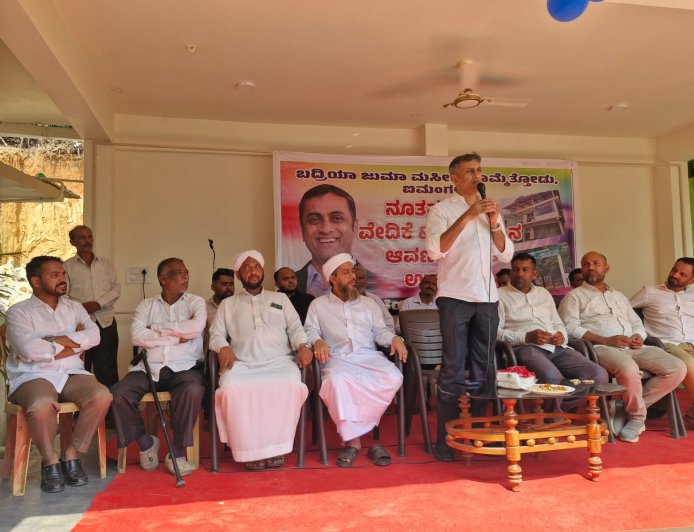 ಕೊಮ್ಮೆತೋಡು ಗ್ರಾಮದಲ್ಲಿ ಪೂರ್ಣಗೊಂಡ ವಿವಿಧ ಅಭಿವೃದ್ಧಿಕಾಮಗಾರಿ ಉದ್ಘಾಟಿಸಿದ ಶಾಸಕ ಎ. ಎಸ್. ಪೊನ್ನಣ್ಣ