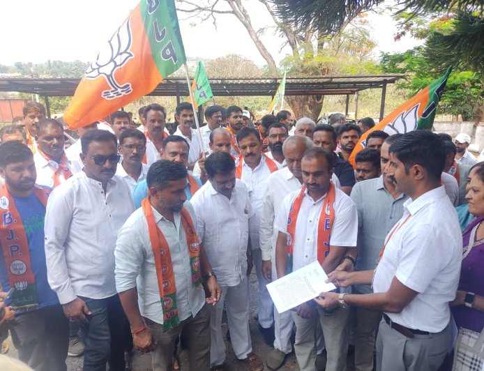 ಸೋಮವಾರಪೇಟೆಯಲ್ಲಿ ಬಿಜೆಪಿ‌‌ ಪ್ರತಿಭಟನೆ