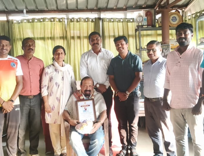 ಕೊಡಗು ಜಿಲ್ಲಾ ಕಾರ್ಯನಿರತ ಪತ್ರಕರ್ತರ ಸಂಘದ ವತಿಯಿಂದ ಮನೆಯಂಗಳದಲ್ಲಿ ಮನದುಂಬಿ ಕಾರ್ಯಕ್ರಮ