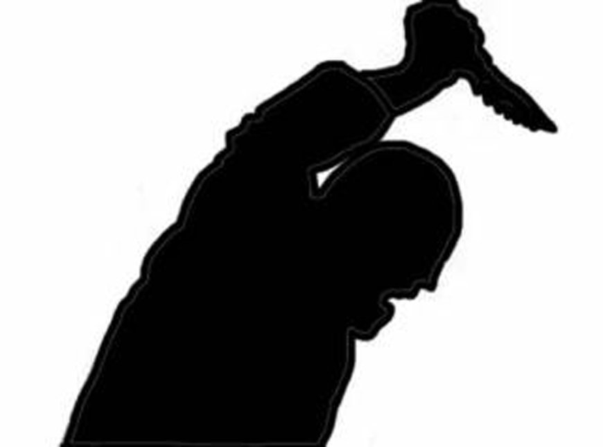 ಗೋಣಿಕೊಪ್ಪ;ಲೋಡರ್ ಮೇಲೆ ಚೂರಿಯಿಂದ ಚುಚ್ಚಿದ ಬಸ್ಸ್ ಚಾಲಕ