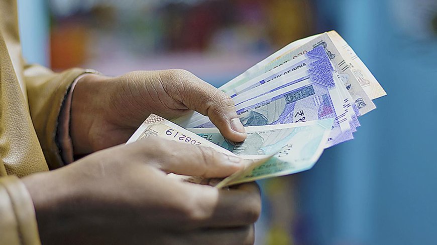 ಮನೆ ದುರಸ್ತಿಗೆ ಅಧಿಕ ಮೊತ್ತದ ಹಣ ಪಡೆದು ಕಡಿಮೆ ವೆಚ್ಚದಲ್ಲಿ ದುರಸ್ತಿ ಕಾರ್ಯ ಪೂರ್ಣಗೊಳಿಸಿದ ಗುತ್ತಿಗೆದಾರನಿಗೆ ಬಿತ್ತು ದಂಡ