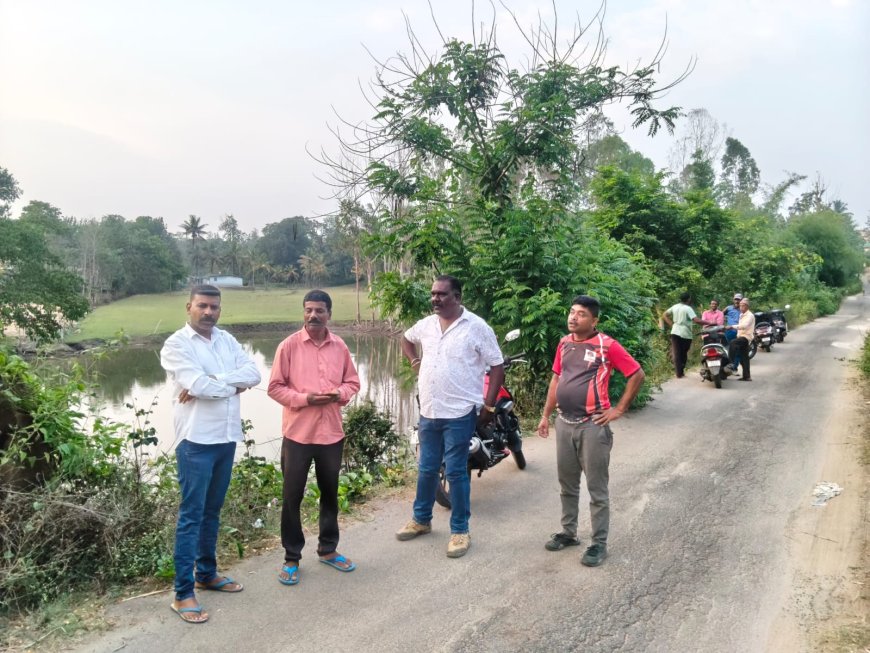 ಕೆರೆಯ ಮಣ್ಣು ಅಕ್ರಮವಾಗಿ ಸಾಗಾಟ;ತಡೆಯೊಡ್ಡಿದ ಗ್ರಾಮಸ್ಥರು