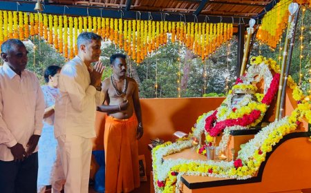ಚೆಯ್ಯಂಡಾಣೆಯಲ್ಲಿರುವ ಸ್ವಾಮಿ ಕೊರಗಜ್ಜ ಸ್ಥಾನದ ಅಭಿವೃದ್ಧಿಗೆ ಒಂದು ಲಕ್ಷ ರೂ ನೀಡಿದ ಶಾಸಕ‌ ಎಎಸ್ ಪೊನ್ನಣ್ಣ
