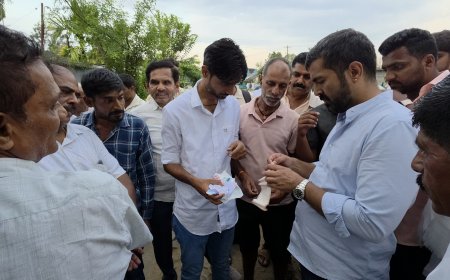 ಕುಶಾಲನಗರ:ರಸ್ತೆ ಅಪಘಾತದಲ್ಲಿ ಗಾಯಗೊಂಡ ಬೈಕ್ ಸವಾರನಿಗೆ ಸ್ಥಳದಲ್ಲೇ ಚಿಕಿತ್ಸೆ ನೀಡಿದ ಶಾಸಕ ಡಾಕ್ಟರ್ ‌ಮಂತರ್ ಗೌಡ