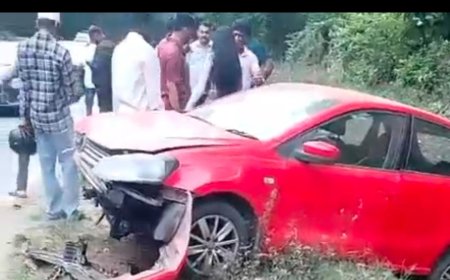 ಸುಂಟಿಕೊಪ್ಪ; ನಿಯಂತ್ರಣ ಕಳೆದುಕೊಂಡು ರಸ್ತೆ ಬದಿಯ ಕಲ್ಲಿಗೆ ಡಿಕ್ಕಿ ಹೊಡೆದ ಕಾರು