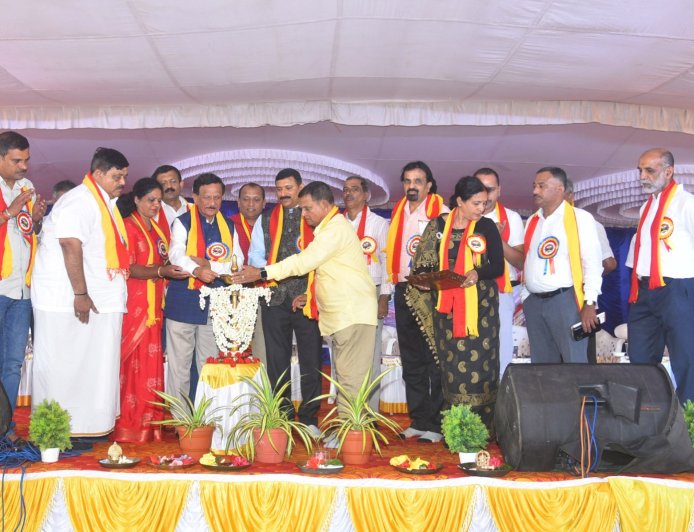 ಮಡಿಕೇರಿ ತಾಲ್ಲೂಕು 12 ನೇ ಕನ್ನಡ ಸಾಹಿತ್ಯ ಸಮ್ಮೇಳನ ಕರ್ನಾಟಕದಲ್ಲಿ ಕನ್ನಡವೇ ಸಾರ್ವಭೌಮ: ಕೆ.ಜಿ.ಬೋಪಯ್ಯ