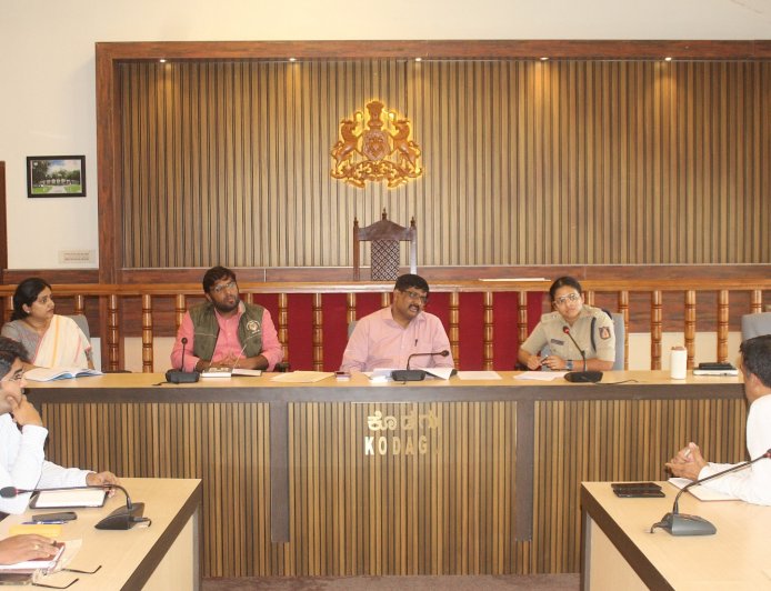 ಶಾಲಾ-ಕಾಲೇಜು ‘ಡ್ರಗ್ ಫ್ರೀ ಕ್ಯಾಂಪಸ್’ ನೀತಿ ಜಾರಿಗೊಳಿಸಿ; ಜಿಲ್ಲಾಧಿಕಾರಿ ಎಸ್.ಜೆ ಸೋಮಶೇಖರ್