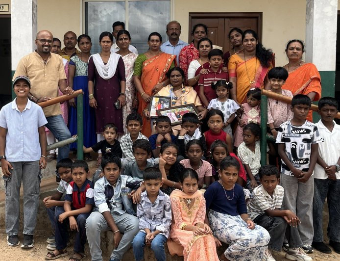 ನಿವೃತ್ತಿ ನಂತರವೂ ಶಿಕ್ಷಣಕ್ಕೆ ಸಮರ್ಪಣೆ ;ಒಂದು ವರ್ಷ ಸೇವೆ ಮುಂದುವರೆಸುವ ಮಹತ್ವದ ನಿರ್ಧಾರ ಕೈಗೊಂಡ ಶಿಕ್ಷಕಿ
