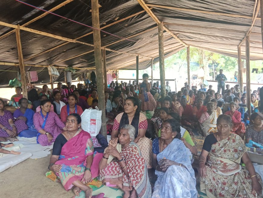 ಕುಂಬೂರು ಪೈಸಾರಿ ಜಾಗದಲ್ಲಿ ನಿವೇಶನಕ್ಕಾಗಿ ಧರಣಿ