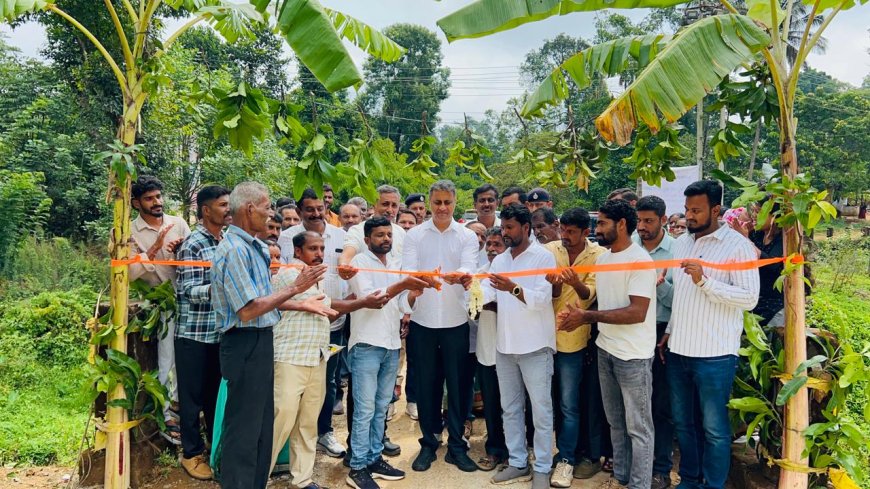 ತೋರ ಗ್ರಾಮದಲ್ಲಿ ನೂತನ ಕಾಂಕ್ರೀಟ್ ರಸ್ತೆ ಉದ್ಘಾಟಿಸಿದ ಶಾಸಕ ಎಎಸ್ ಪೊನ್ನಣ್ಣ