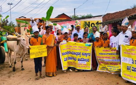 ಕೂಡುಮಂಗಳೂರು ಸರ್ಕಾರಿ ಪ್ರಾಥಮಿಕ,ಪ್ರೌಢಶಾಲೆಯಲ್ಲಿ ಶಾಲಾ ಆರಂಭೋತ್ಸವ;  ಎತ್ತಿನ ಗಾಡಿಯಲ್ಲಿ ಬಂದ ಮಕ್ಕಳಿಗೆ ಪುಷ್ಪ, ಸಿಹಿ ನೀಡಿ ಸ್ವಾಗತಿಸಿದ ಶಿಕ್ಷಕರು
