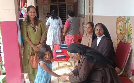 ಸಂತ ಅನ್ನಮ್ಮ ಶಾಲೆಯಲ್ಲಿ ಎಲ್‌ಕೆಜಿ ಹಾಗೂ ಯುಕೆಜಿ ಪ್ರಾರಂಭೋತ್ಸವ