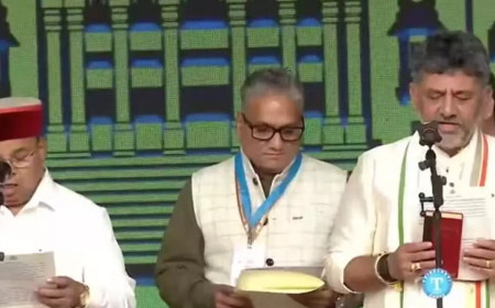 ಕರ್ನಾಟಕದ ನೂತನ ಮುಖ್ಯಮಂತ್ರಿಯಾಗಿ ಡಿಕೆ ಶಿವಕುಮಾರ್ ಪ್ರಮಾಣ ವಚನ ಸ್ವೀಕಾರ