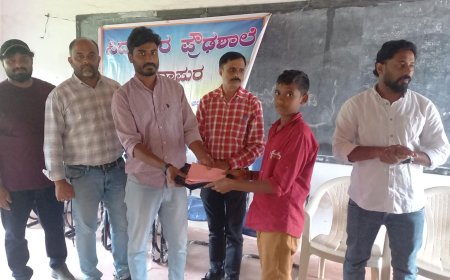 ಯುನೈಟೆಡ್ ಕೊಡಗು ಸಂಘದಿಂದ ಬಡ ವಿದ್ಯಾರ್ಥಿಗಳಿಗೆ ಸಮವಸ್ತ್ರ ವಿತರಣೆ