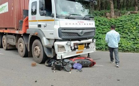 ದೇವರಕೊಲ್ಲಿ : ಬೈಕ್ ಮತ್ತು ಲಾರಿ, ಅಪಘಾತ ಇಬ್ಬರಿಗೆ ಗಾಯ