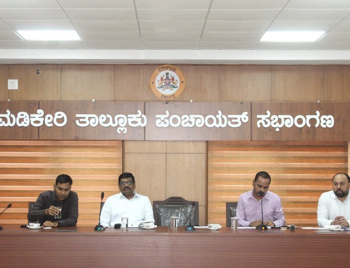 ಜಿಲ್ಲಾ ವಿಪತ್ತು ನಿರ್ವಹಣಾ ಪ್ರಾಧಿಕಾರ ಸಭೆ;  ವಿಪತ್ತು ನಿರ್ವಹಣೆ ಸಮನ್ವಯತೆಯಿಂದ ಕಾರ್ಯ ನಿರ್ವಹಿಸಿ: ಎಸ್.ಜೆ  ಸೋಮಶೇಖರ್