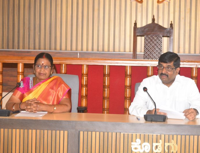ಜೂನ್ 21 ರಂದು ಅಂತರ ರಾಷ್ಟ್ರೀಯ ಯೋಗ ದಿನಾಚರಣೆ: ಅಗತ್ಯ ಸಿದ್ಧತೆಗೆ ಜಿಲ್ಲಾಧಿಕಾರಿ ಸೋಮಶೇಖರ್ ಸೂಚನೆ